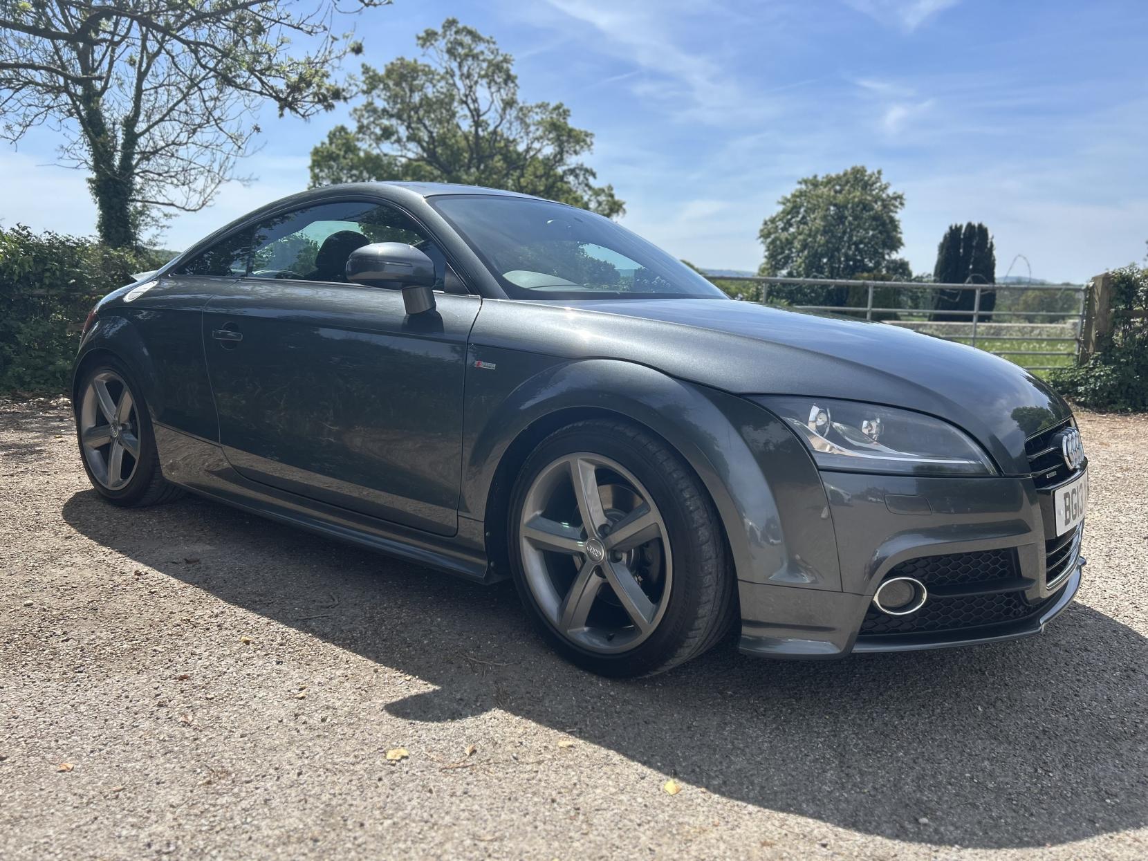 Audi TT 2.0 TFSI S line Coupe 3dr Petrol S Tronic quattro Euro 5 (s/s) (211 ps)
