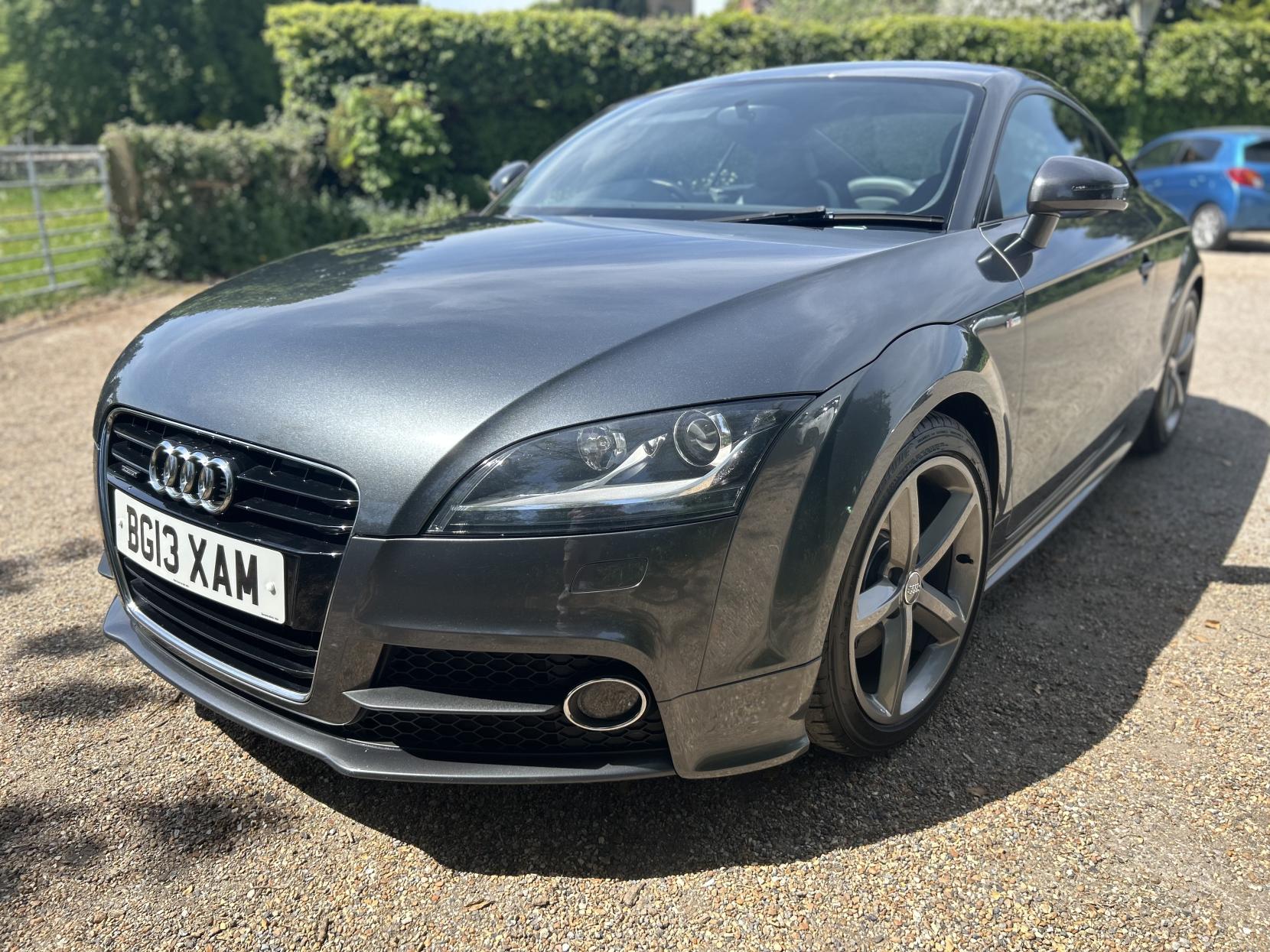 Audi TT 2.0 TFSI S line Coupe 3dr Petrol S Tronic quattro Euro 5 (s/s) (211 ps)