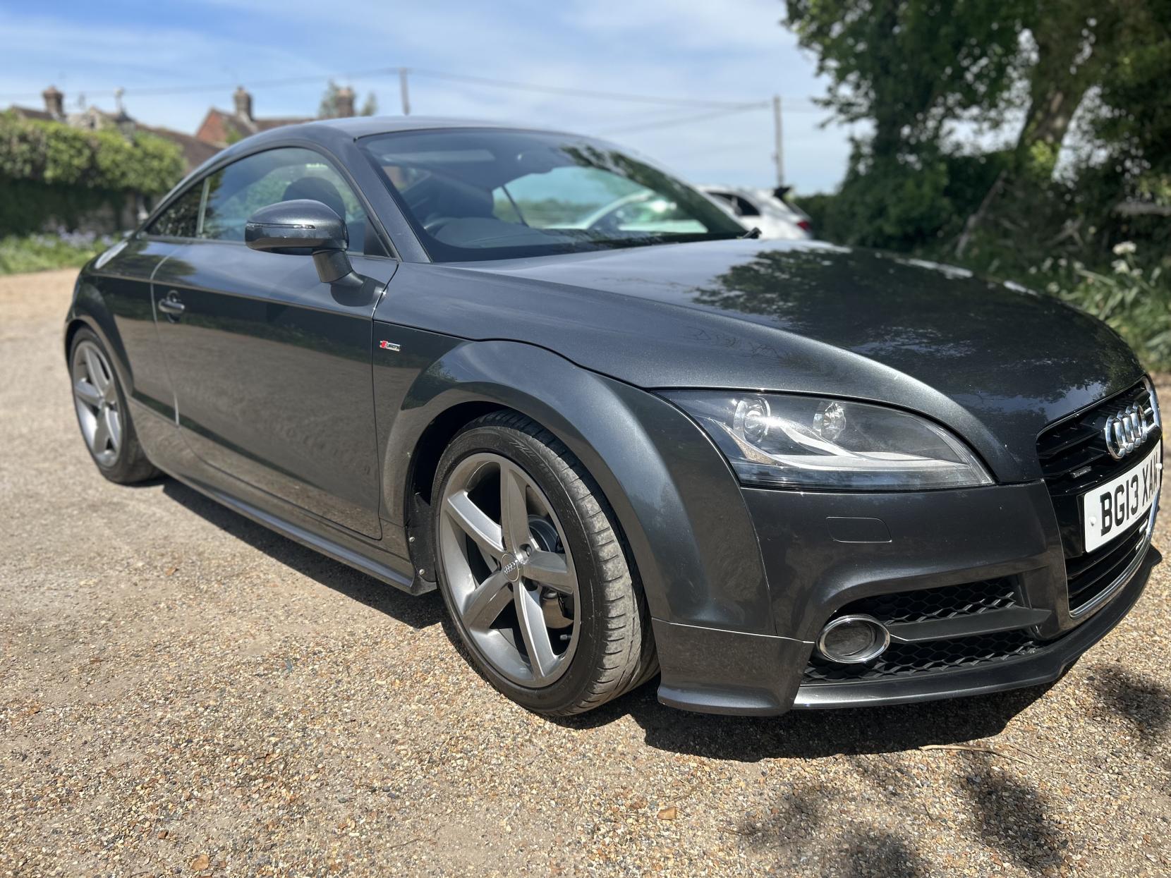 Audi TT 2.0 TFSI S line Coupe 3dr Petrol S Tronic quattro Euro 5 (s/s) (211 ps)