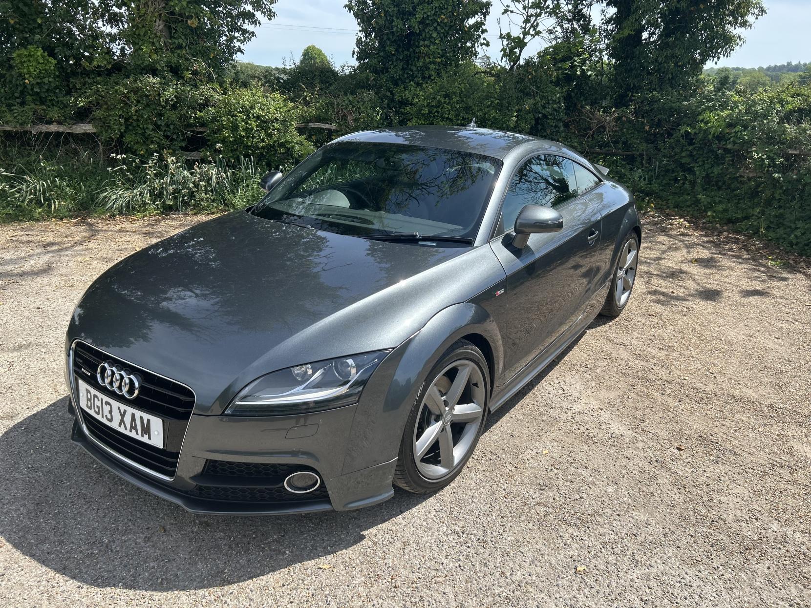 Audi TT 2.0 TFSI S line Coupe 3dr Petrol S Tronic quattro Euro 5 (s/s) (211 ps)