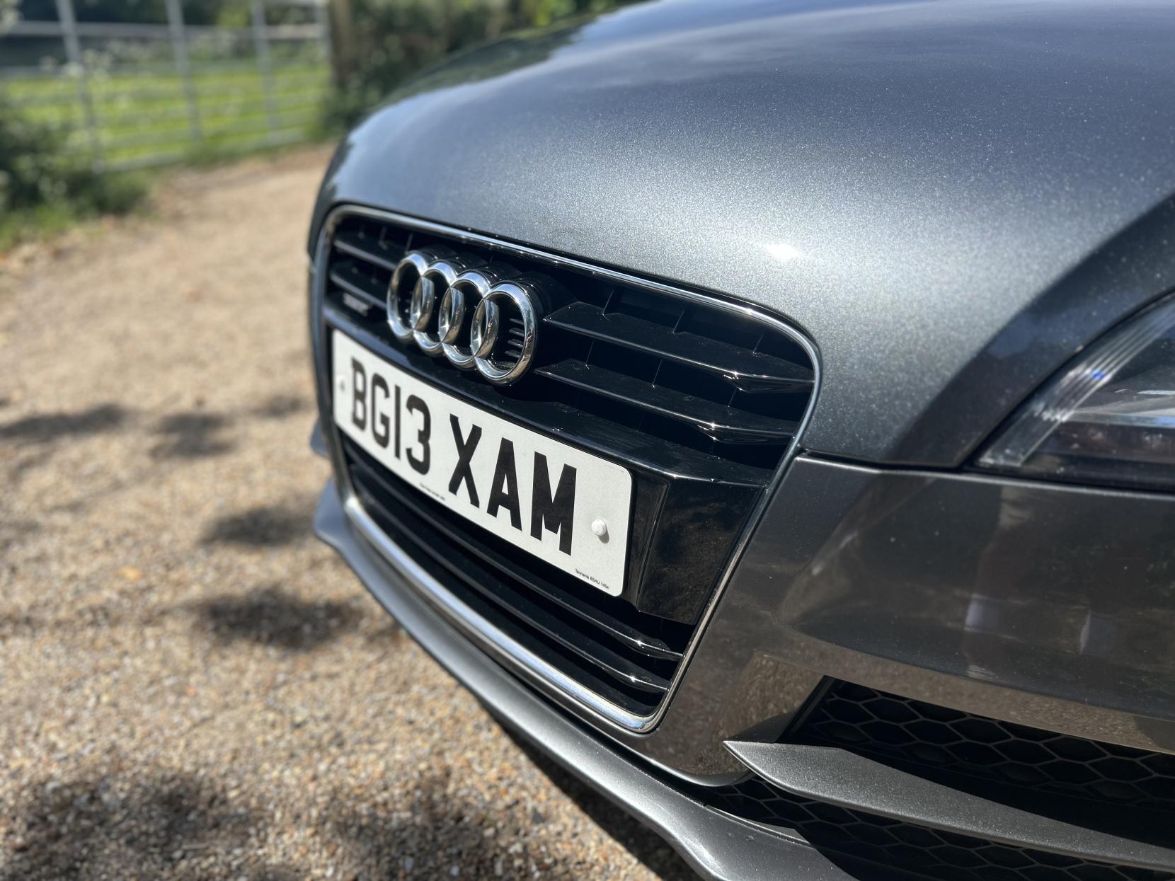 Audi TT 2.0 TFSI S line Coupe 3dr Petrol S Tronic quattro Euro 5 (s/s) (211 ps)