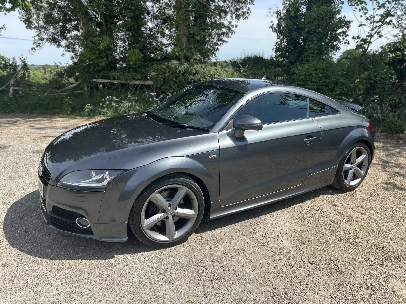 Audi TT 2.0 TFSI S line Coupe 3dr Petrol S Tronic quattro Euro 5 (s/s) (211 ps)