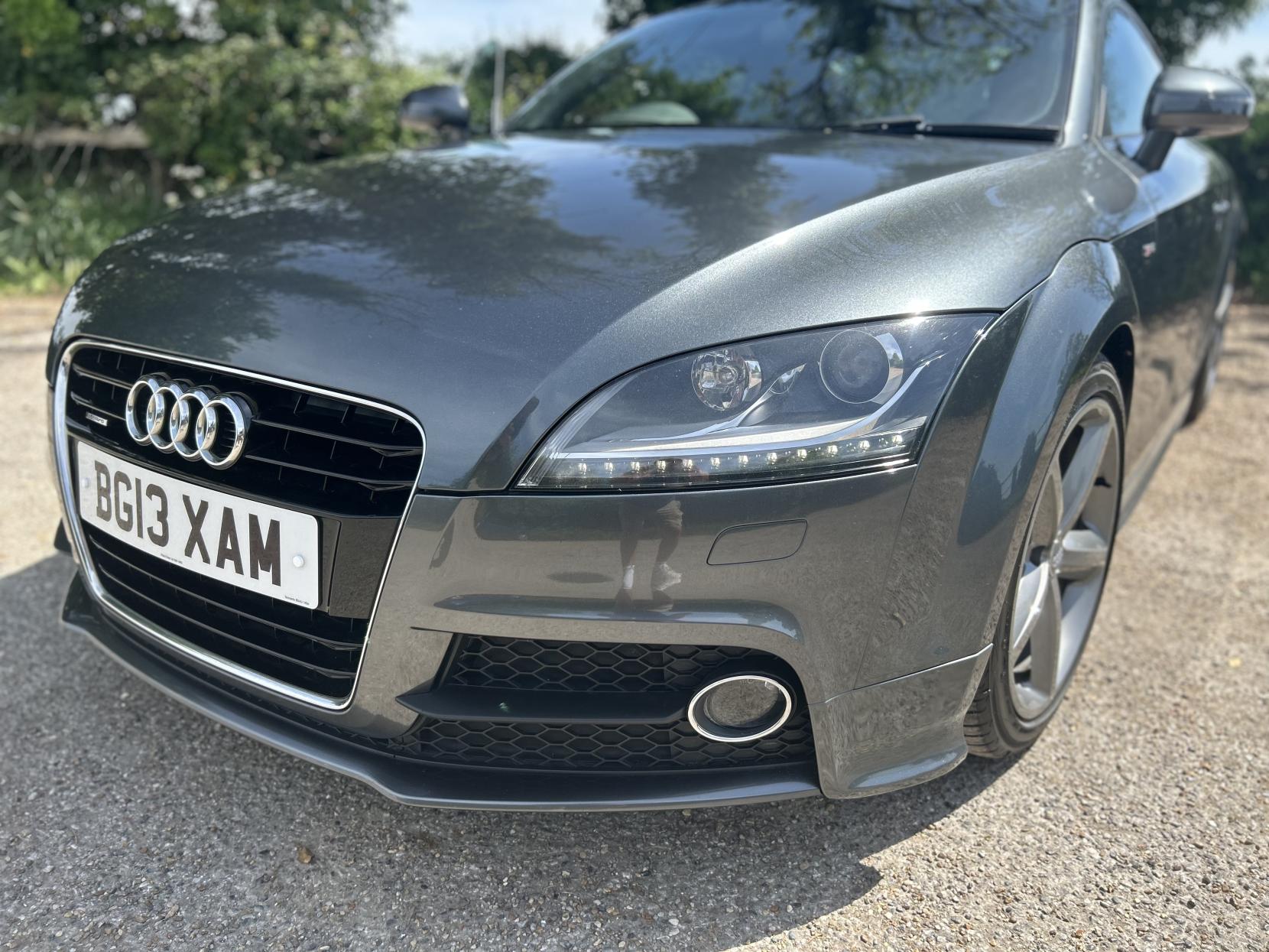 Audi TT 2.0 TFSI S line Coupe 3dr Petrol S Tronic quattro Euro 5 (s/s) (211 ps)