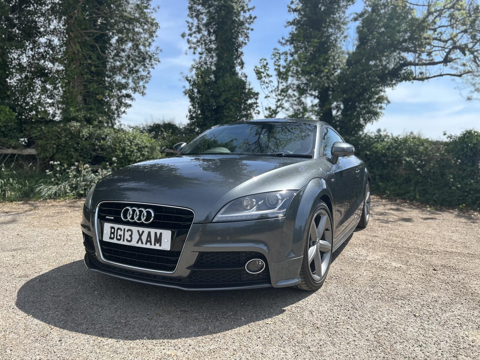 Audi TT 2.0 TFSI S line Coupe 3dr Petrol S Tronic quattro Euro 5 (s/s) (211 ps)