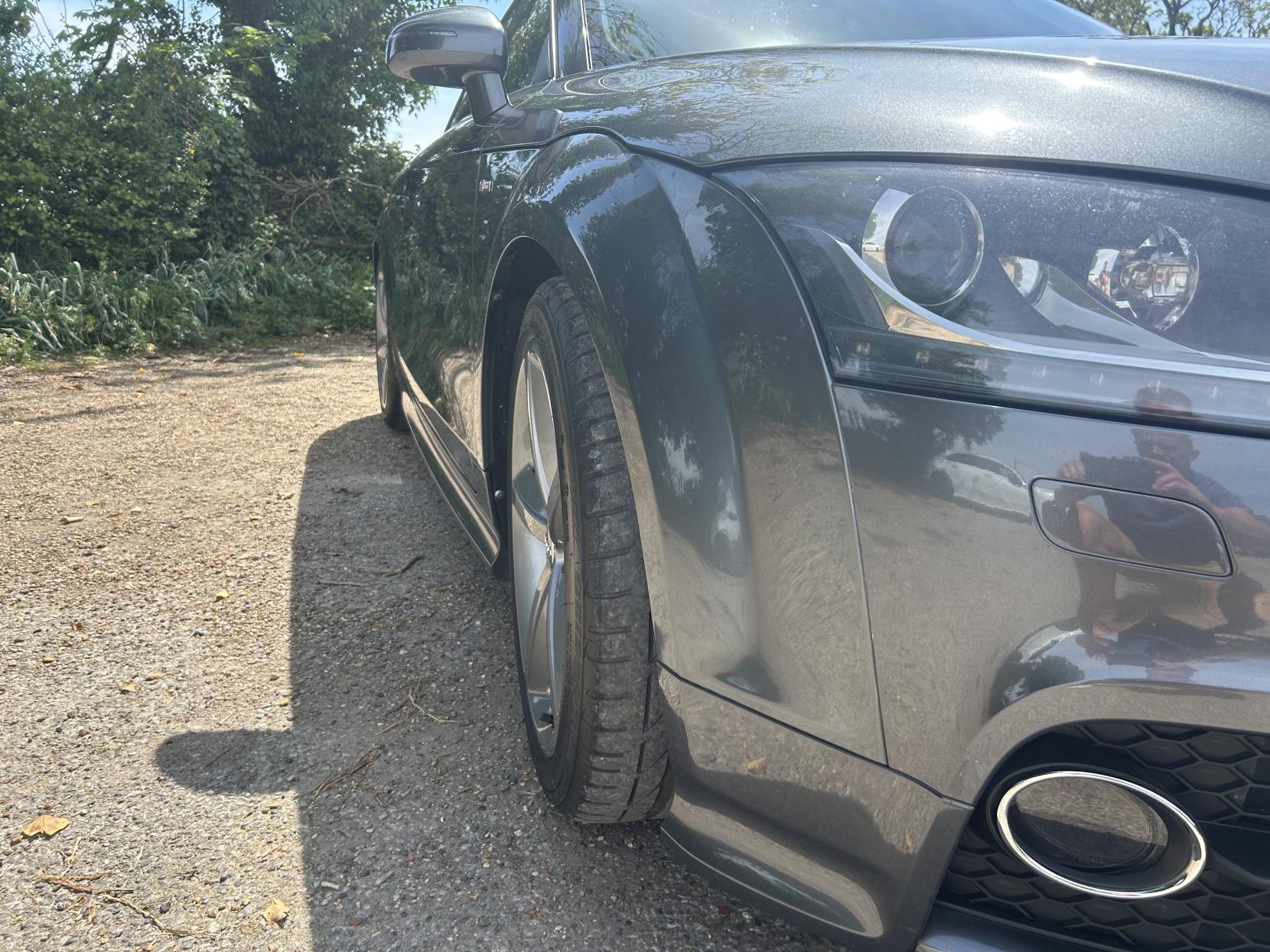 Audi TT 2.0 TFSI S line Coupe 3dr Petrol S Tronic quattro Euro 5 (s/s) (211 ps)