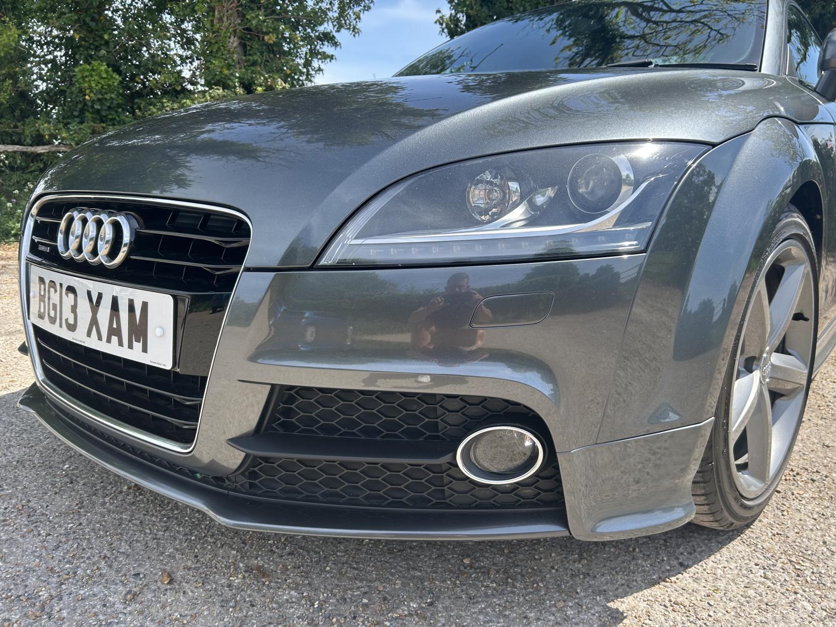 Audi TT 2.0 TFSI S line Coupe 3dr Petrol S Tronic quattro Euro 5 (s/s) (211 ps)