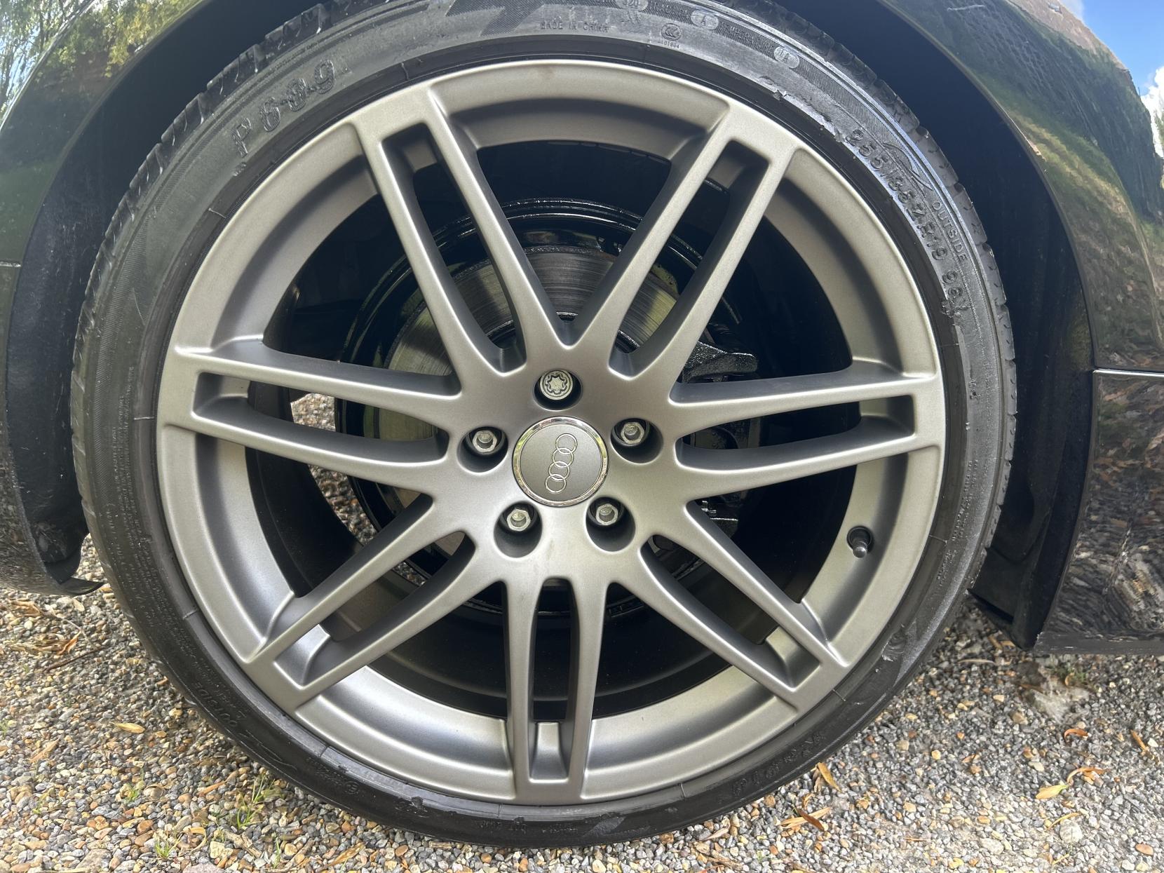 Audi TT 2.0 TFSI Black Edition Roadster 2dr Petrol S Tronic quattro Euro 5 (s/s) (211 ps)