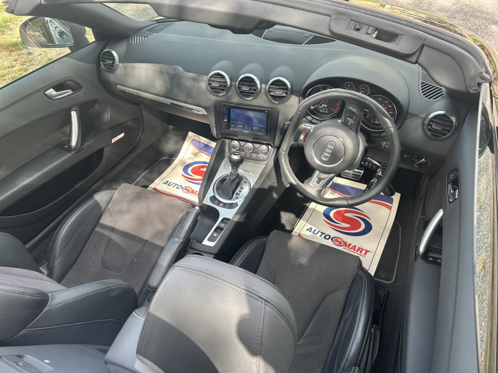 Audi TT 2.0 TFSI Black Edition Roadster 2dr Petrol S Tronic quattro Euro 5 (s/s) (211 ps)