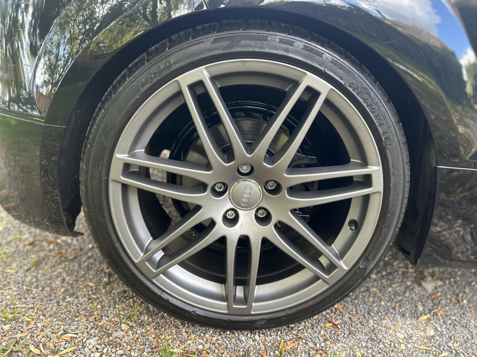 Audi TT 2.0 TFSI Black Edition Roadster 2dr Petrol S Tronic quattro Euro 5 (s/s) (211 ps)