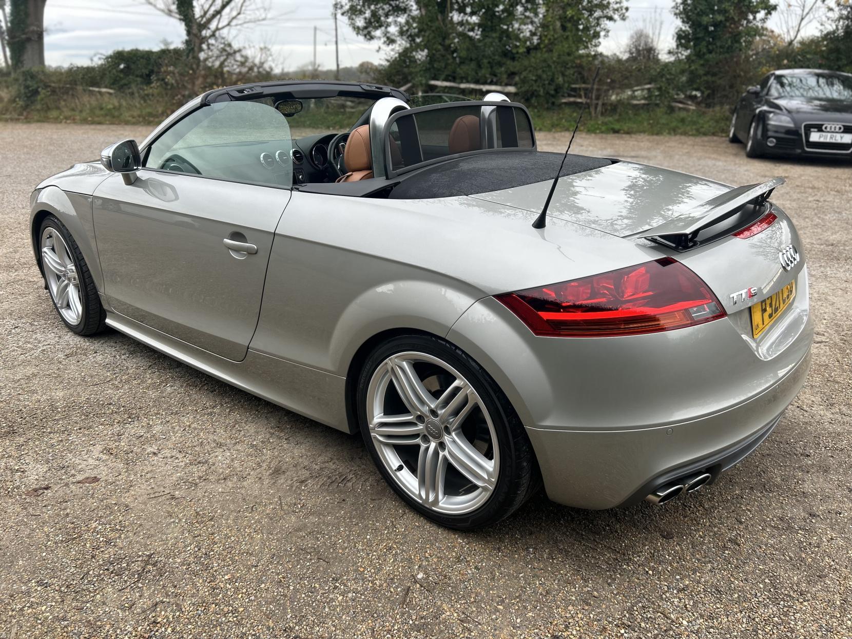 Audi TTS 2.0 TFSI Roadster 2dr Petrol Manual quattro Euro 5 (272 ps)