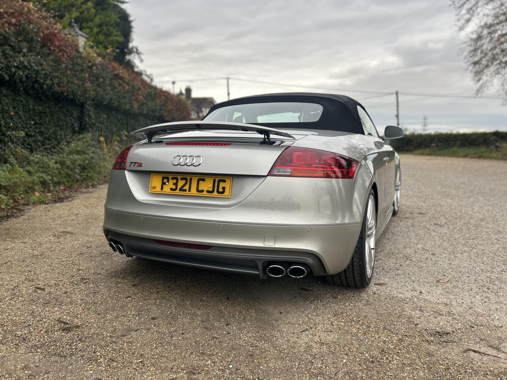 Audi TTS 2.0 TFSI Roadster 2dr Petrol Manual quattro Euro 5 (272 ps)