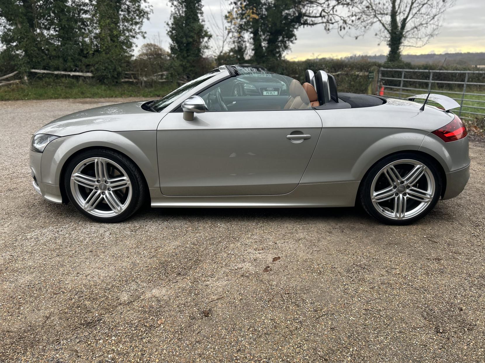 Audi TTS 2.0 TFSI Roadster 2dr Petrol Manual quattro Euro 5 (272 ps)