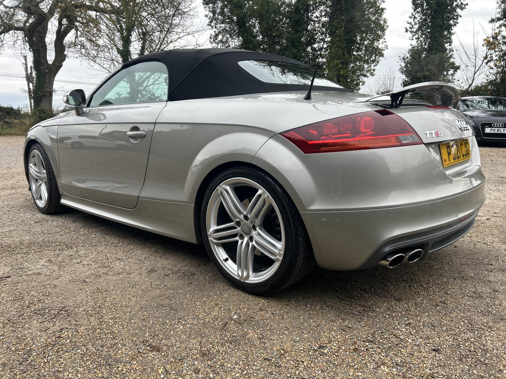 Audi TTS 2.0 TFSI Roadster 2dr Petrol Manual quattro Euro 5 (272 ps)