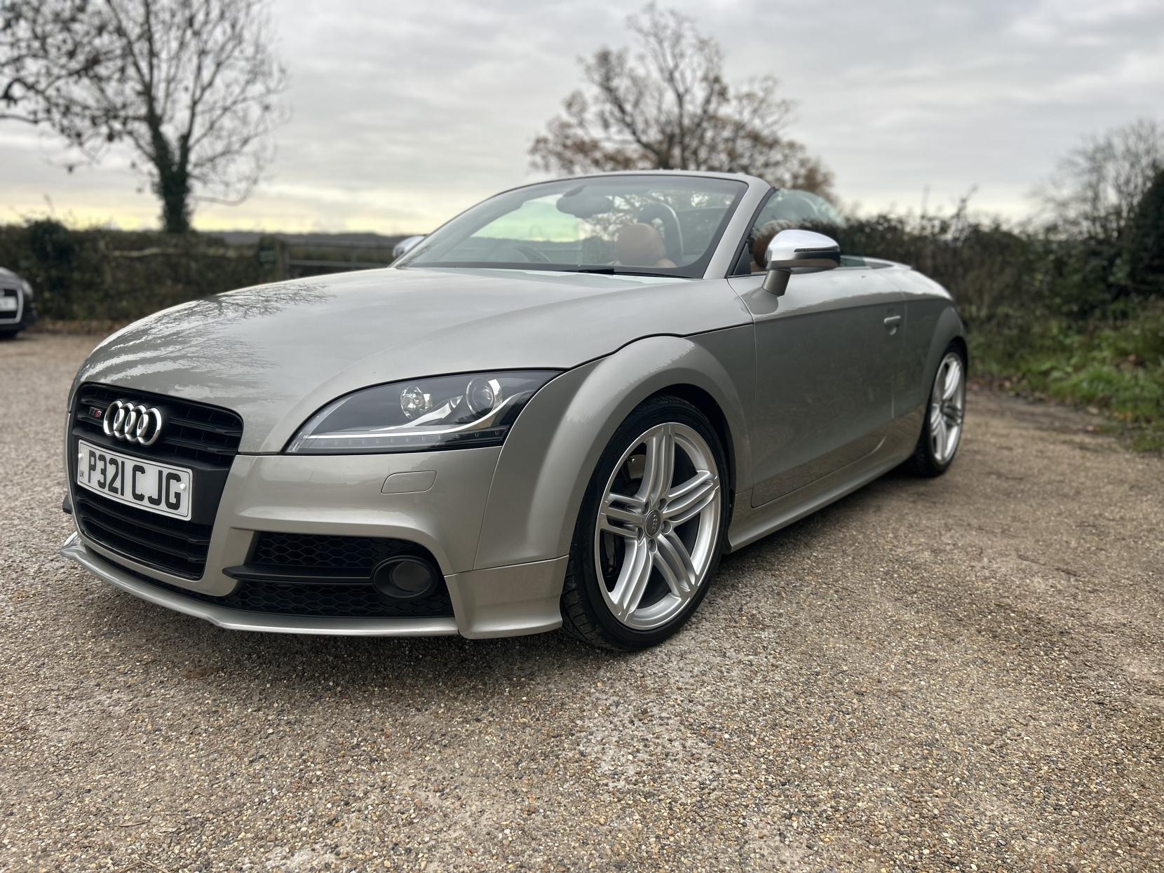 Audi TTS 2.0 TFSI Roadster 2dr Petrol Manual quattro Euro 5 (272 ps)