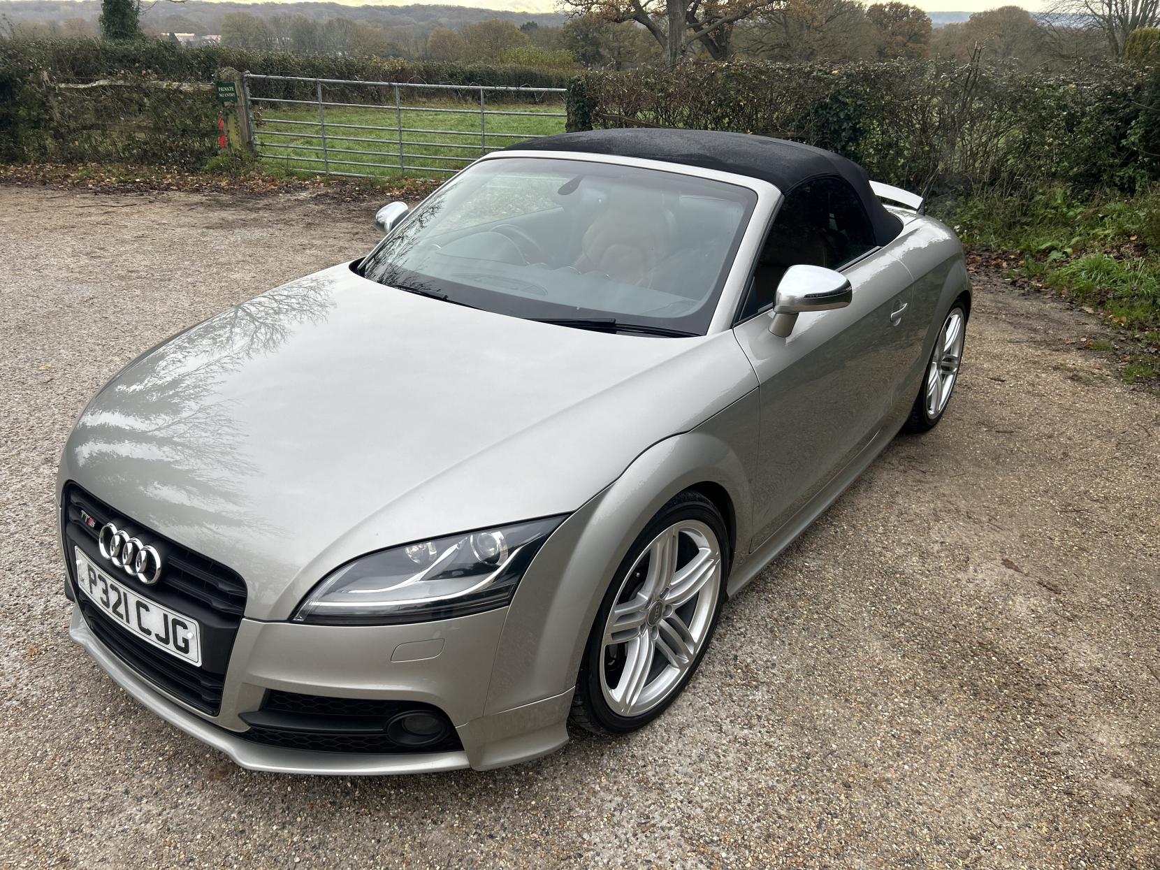 Audi TTS 2.0 TFSI Roadster 2dr Petrol Manual quattro Euro 5 (272 ps)