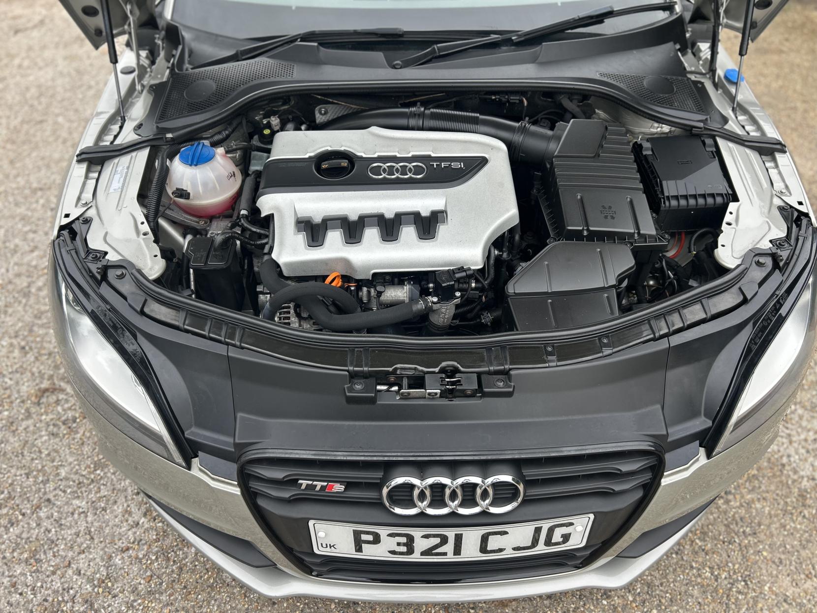 Audi TTS 2.0 TFSI Roadster 2dr Petrol Manual quattro Euro 5 (272 ps)