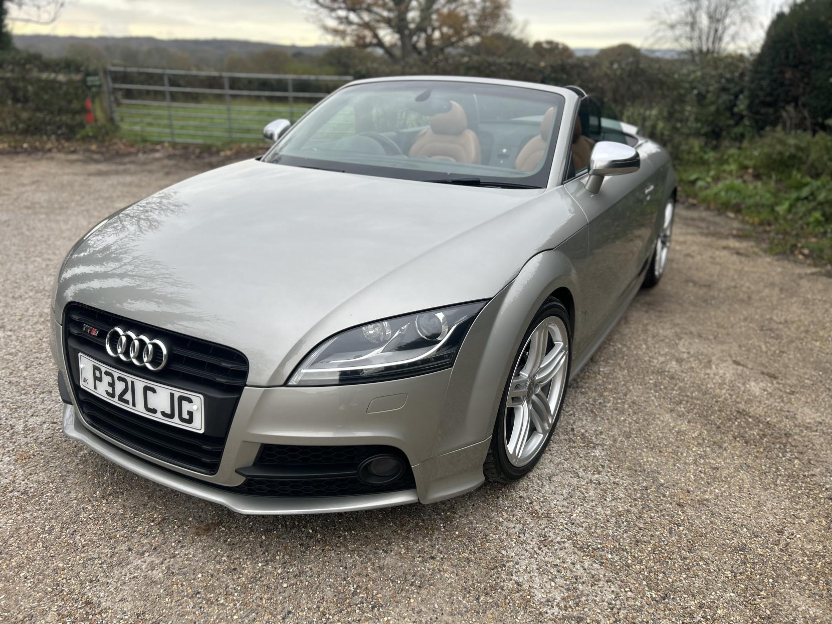 Audi TTS 2.0 TFSI Roadster 2dr Petrol Manual quattro Euro 5 (272 ps)