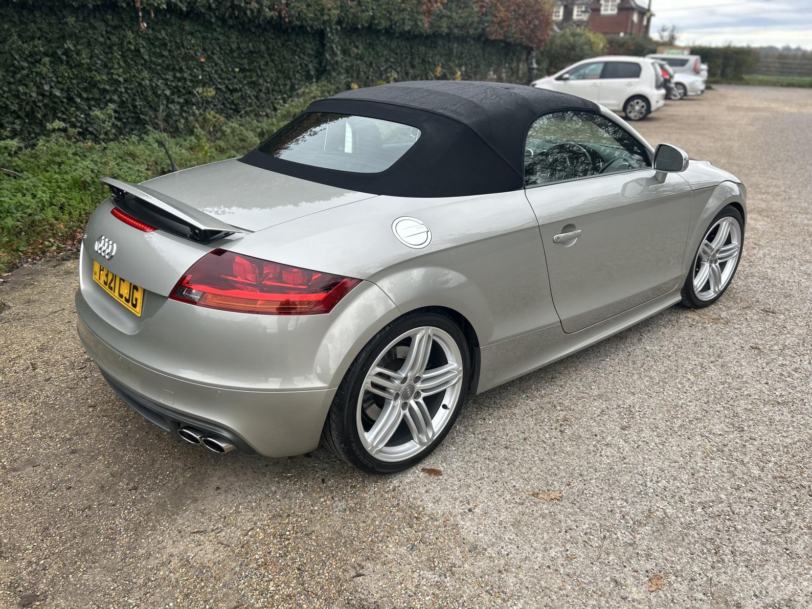 Audi TTS 2.0 TFSI Roadster 2dr Petrol Manual quattro Euro 5 (272 ps)