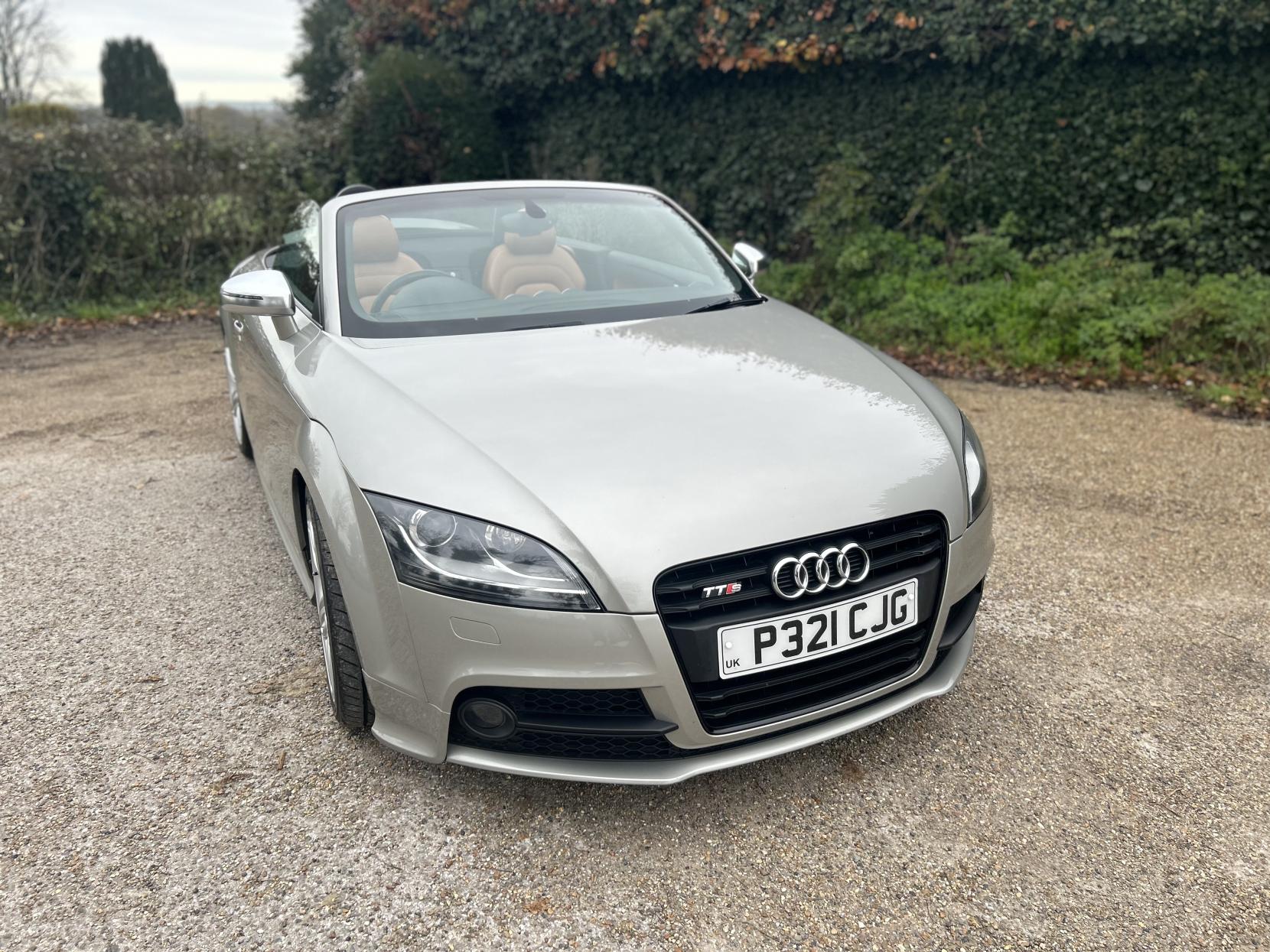 Audi TTS 2.0 TFSI Roadster 2dr Petrol Manual quattro Euro 5 (272 ps)