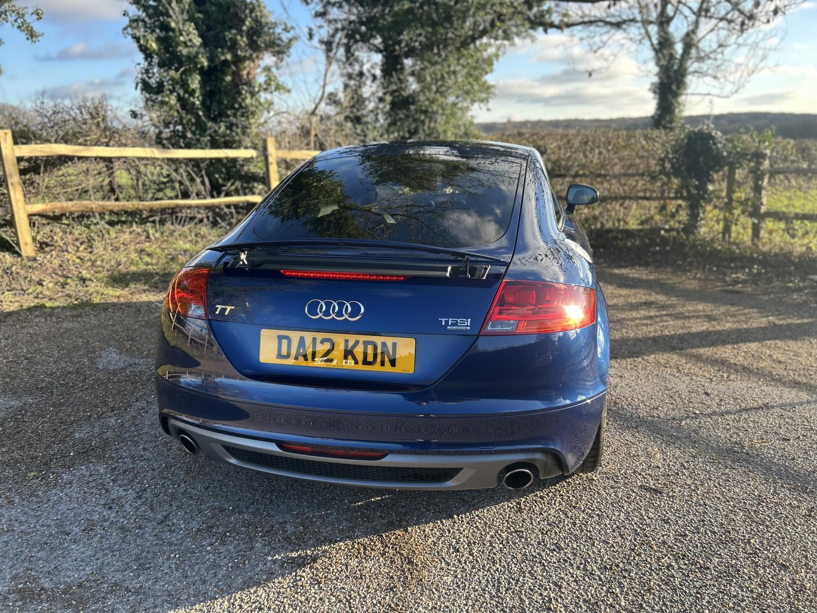 Audi TT 2.0 TFSI Black Edition Coupe 3dr Petrol S Tronic quattro Euro 5 (s/s) (211 ps)