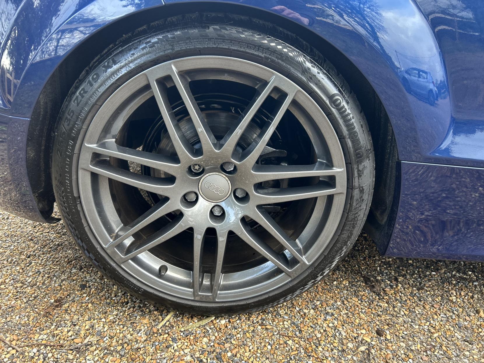 Audi TT 2.0 TFSI Black Edition Coupe 3dr Petrol S Tronic quattro Euro 5 (s/s) (211 ps)