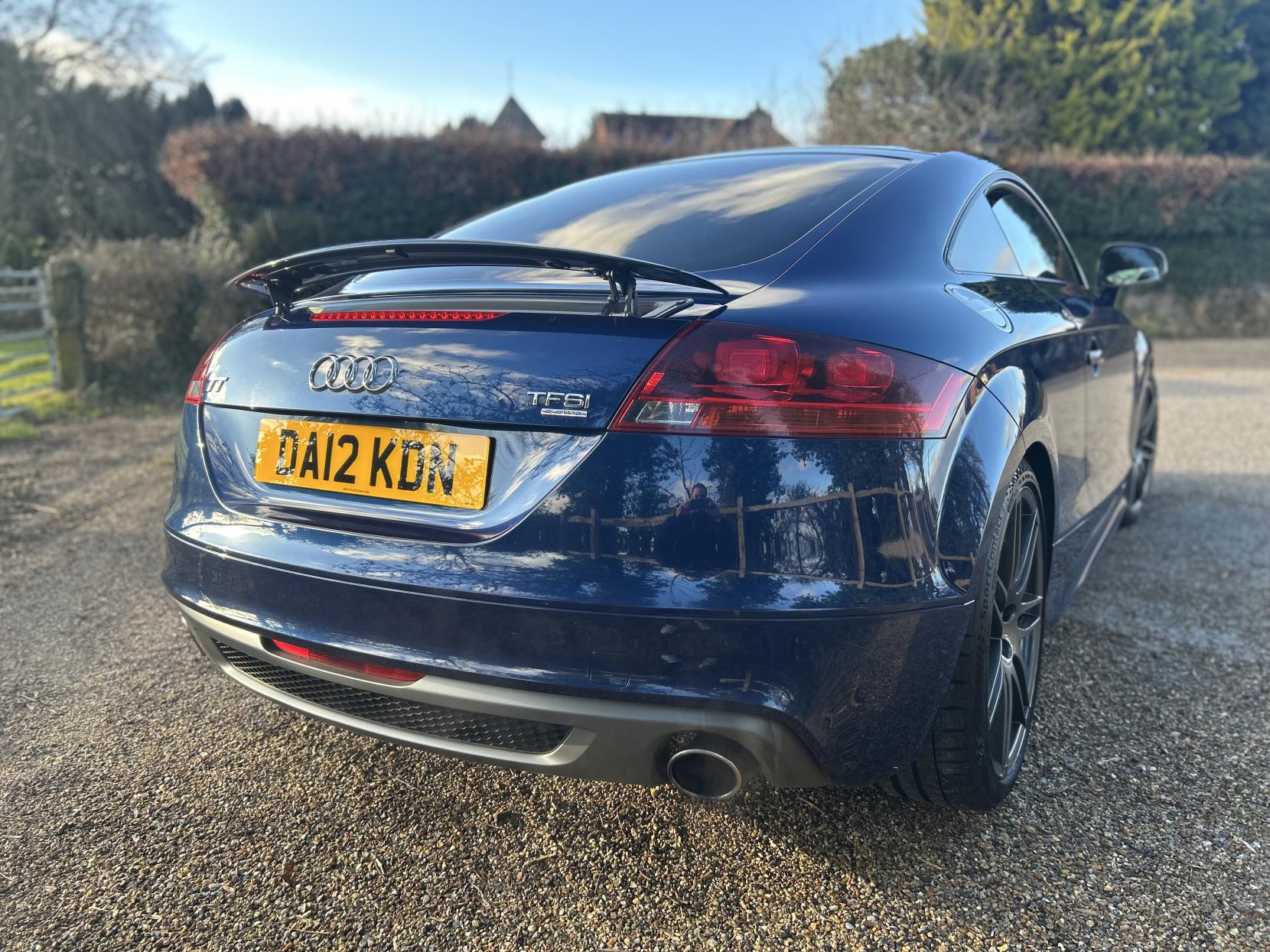 Audi TT 2.0 TFSI Black Edition Coupe 3dr Petrol S Tronic quattro Euro 5 (s/s) (211 ps)