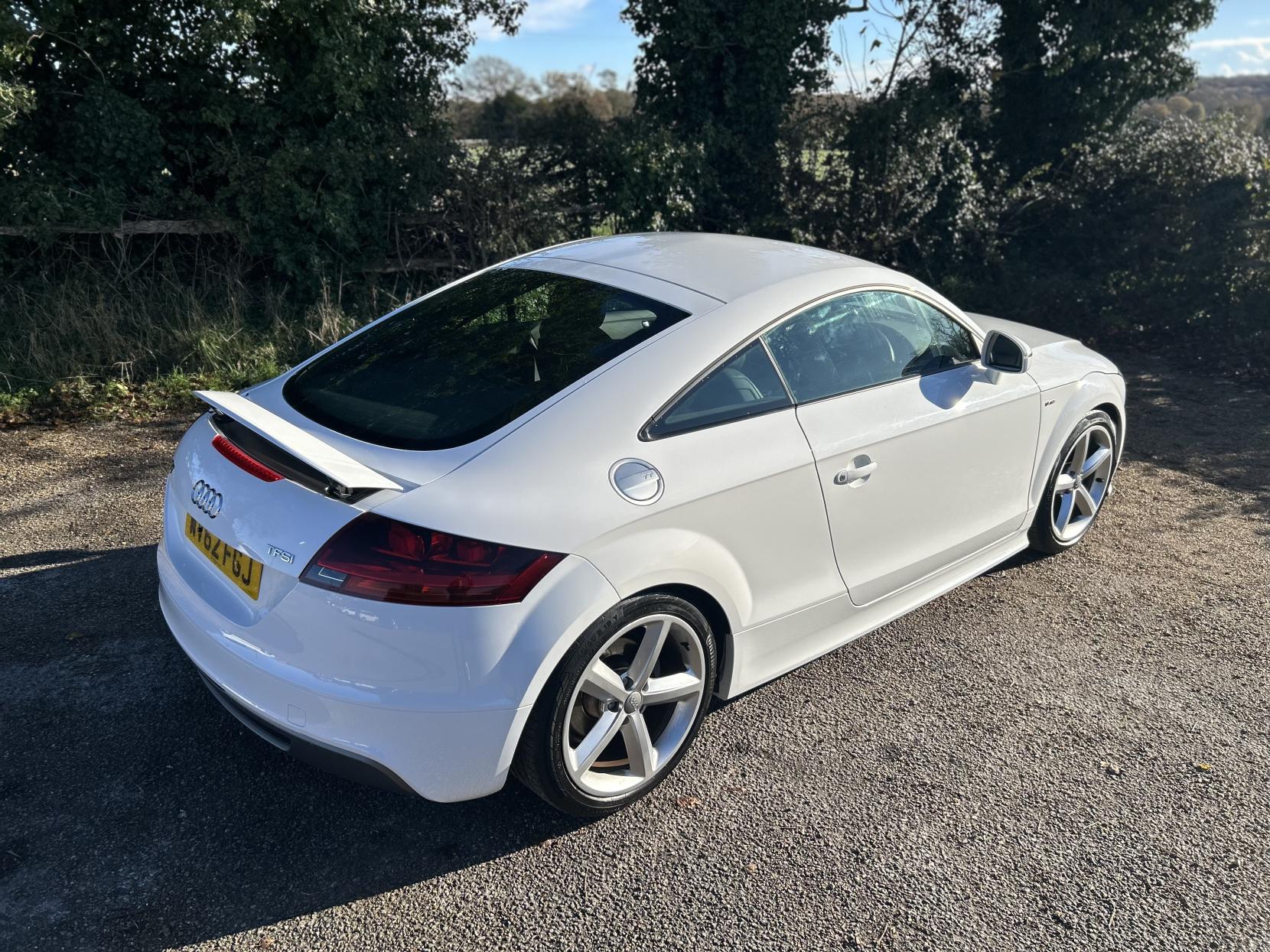 Audi TT 1.8 TFSI S line Coupe 3dr Petrol S Tronic Euro 5 (160 ps)