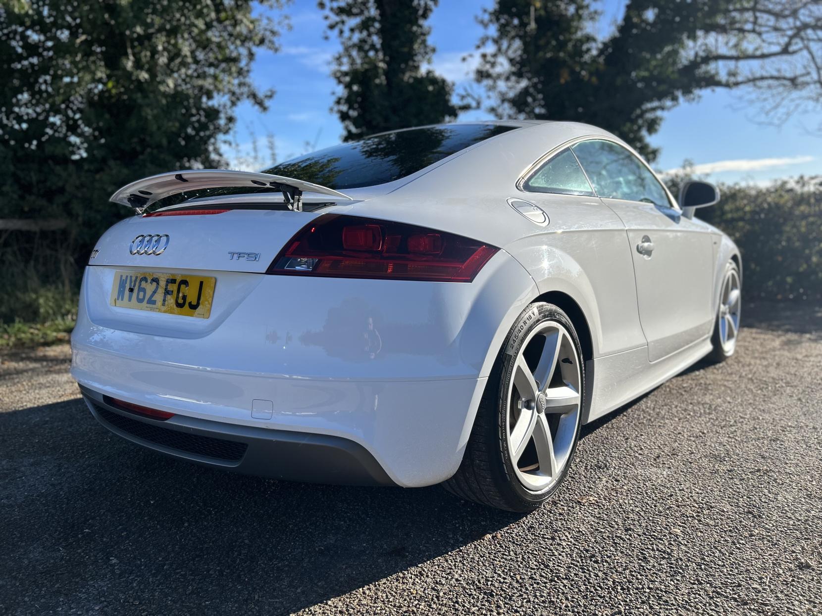 Audi TT 1.8 TFSI S line Coupe 3dr Petrol S Tronic Euro 5 (160 ps)